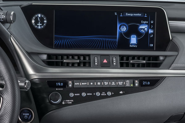 Dettaglio interni Lexus ES