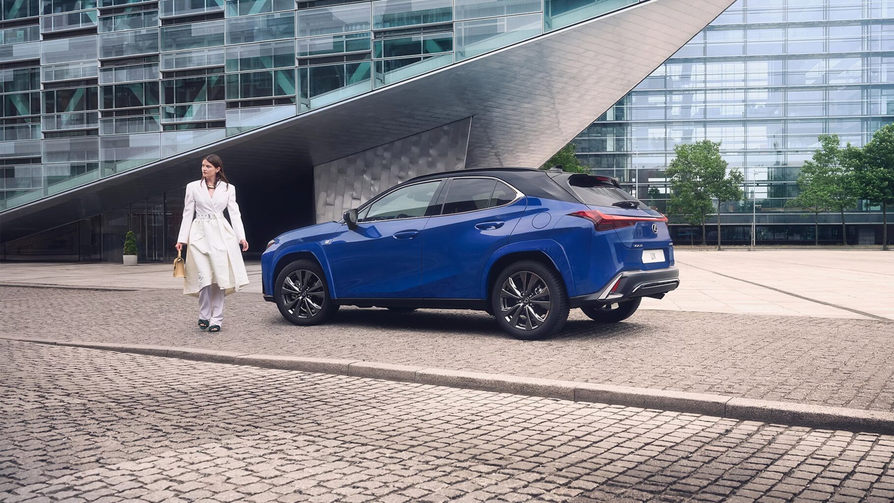 nuovo lexus ux 300h spazio torino